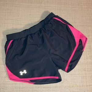 Under Armour Heatgear running shorts Sz S in gray & hot pink